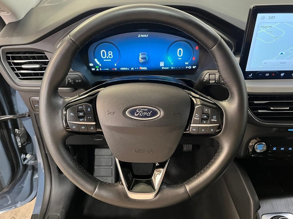 Certified 2024 Ford Escape Platinum AWD/4WD image 21