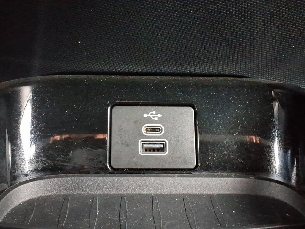 Certified 2025 Ford Mustang Mach-E Premium image 12