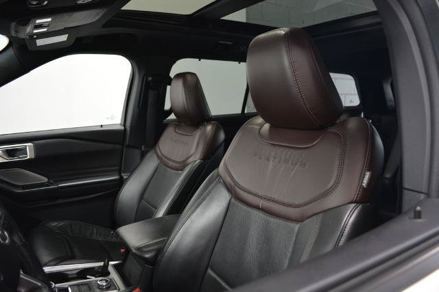 Certified 2020 Ford Explorer Platinum w/ Premium Technology Package AWD/4WD image 9