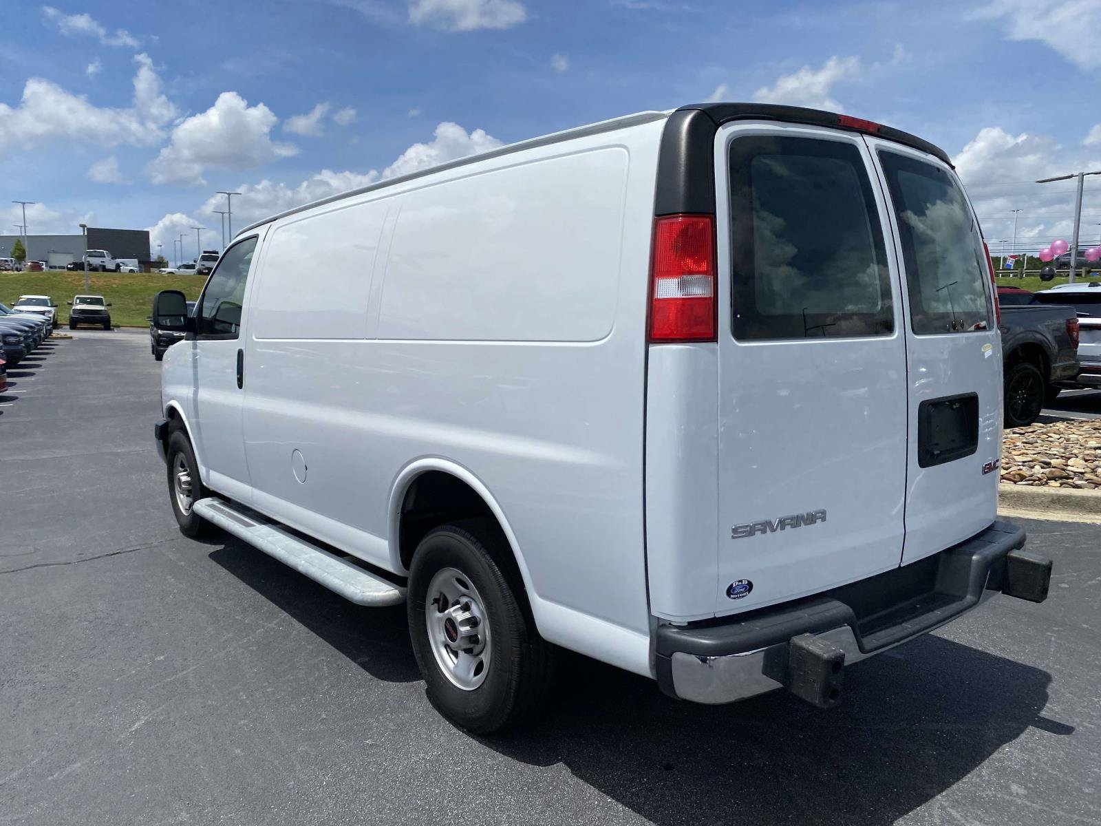 Used 2024 GMC Savana 2500 w/ Driver Convenience Package RWD image 5