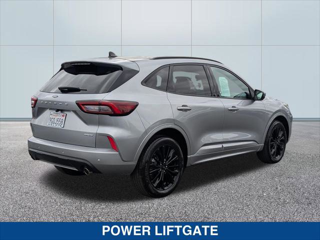 Certified 2023 Ford Escape ST-Line Elite AWD/4WD image 5