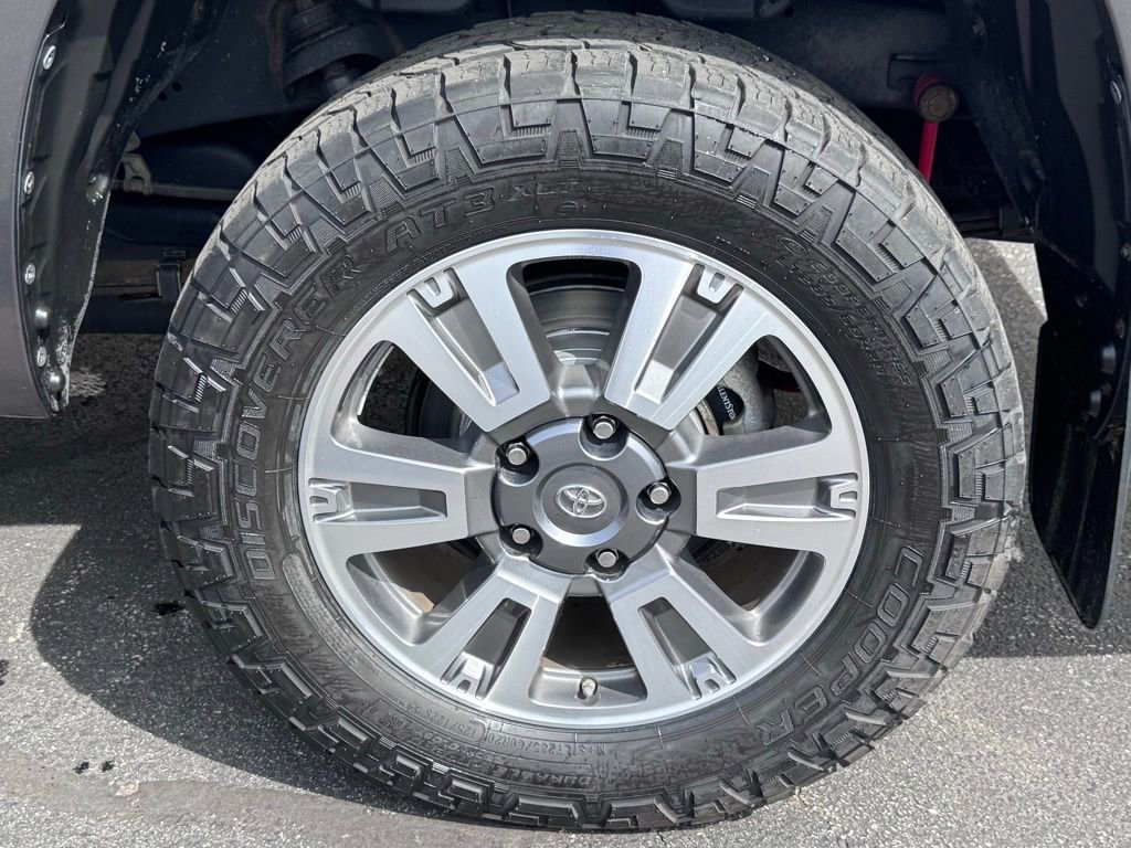 Used 2019 Toyota Tundra Platinum AWD/4WD image 48