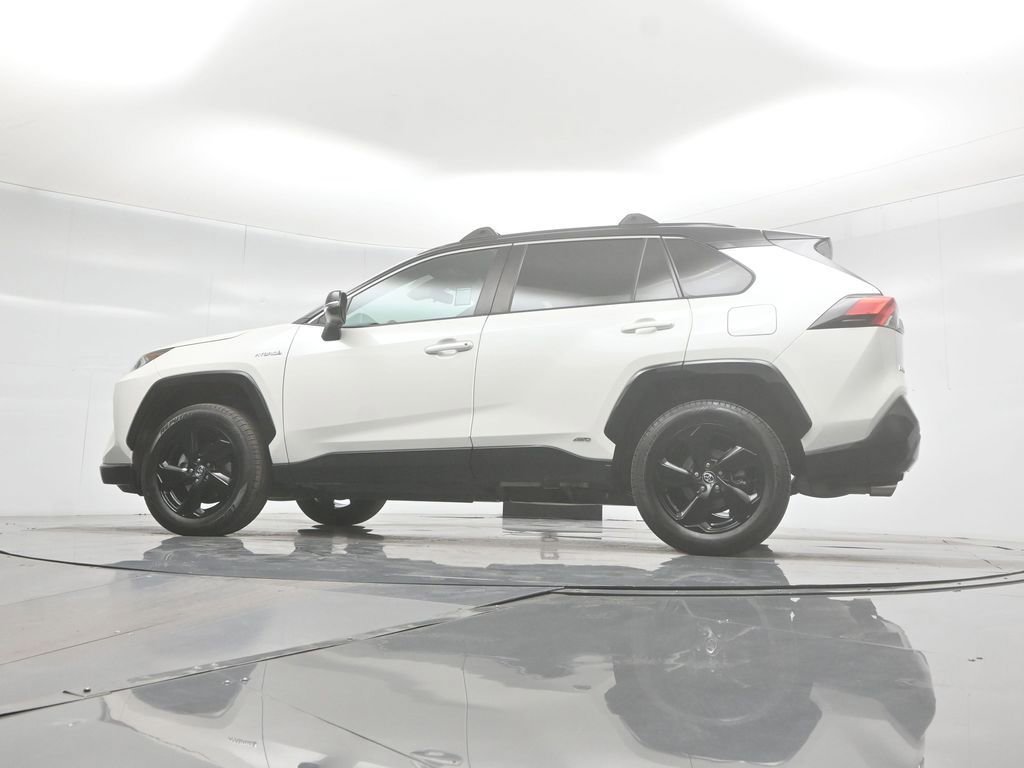 Used 2020 Toyota RAV4 XSE image 24