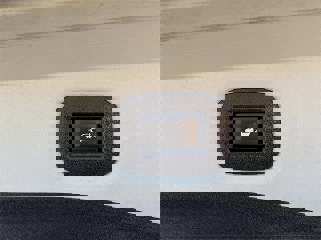 Used 2016 Nissan Rogue SL w/ SL Premium Package image 14