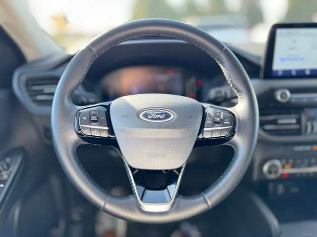 Certified 2024 Ford Escape Active AWD/4WD image 17