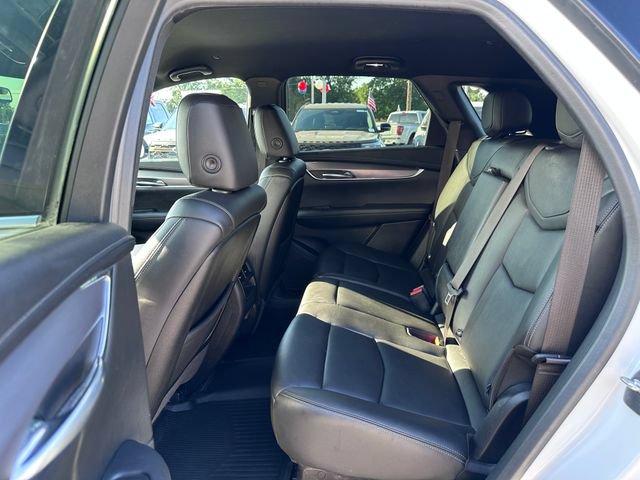 Used 2021 Cadillac XT5 Luxury w/ LPO, Floor Liner Package FWD image 8