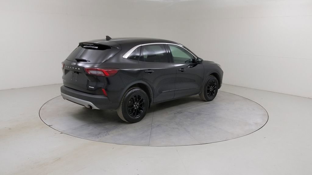 Certified 2023 Ford Escape Active w/ Tech Pack #2 image 13