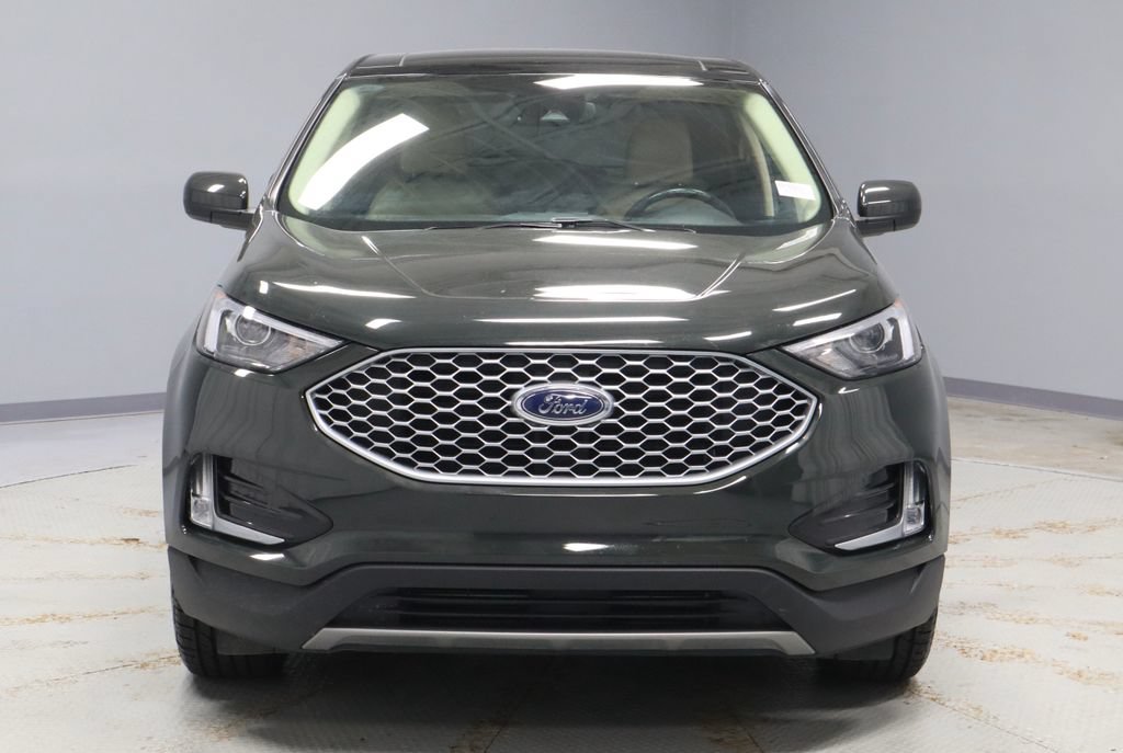 Certified 2023 Ford Edge SEL w/ Convenience Package AWD/4WD image 5