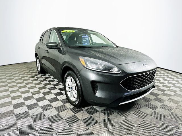 Certified 2020 Ford Escape SE image 4