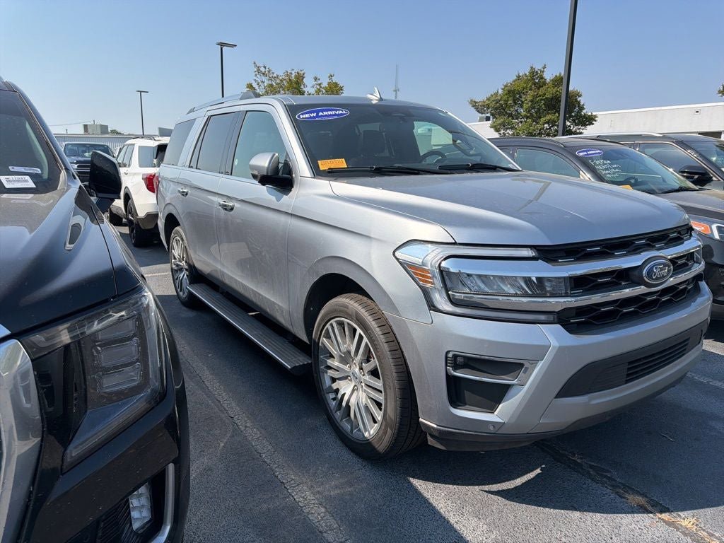 Certified 2024 Ford Expedition Limited RWD image 9