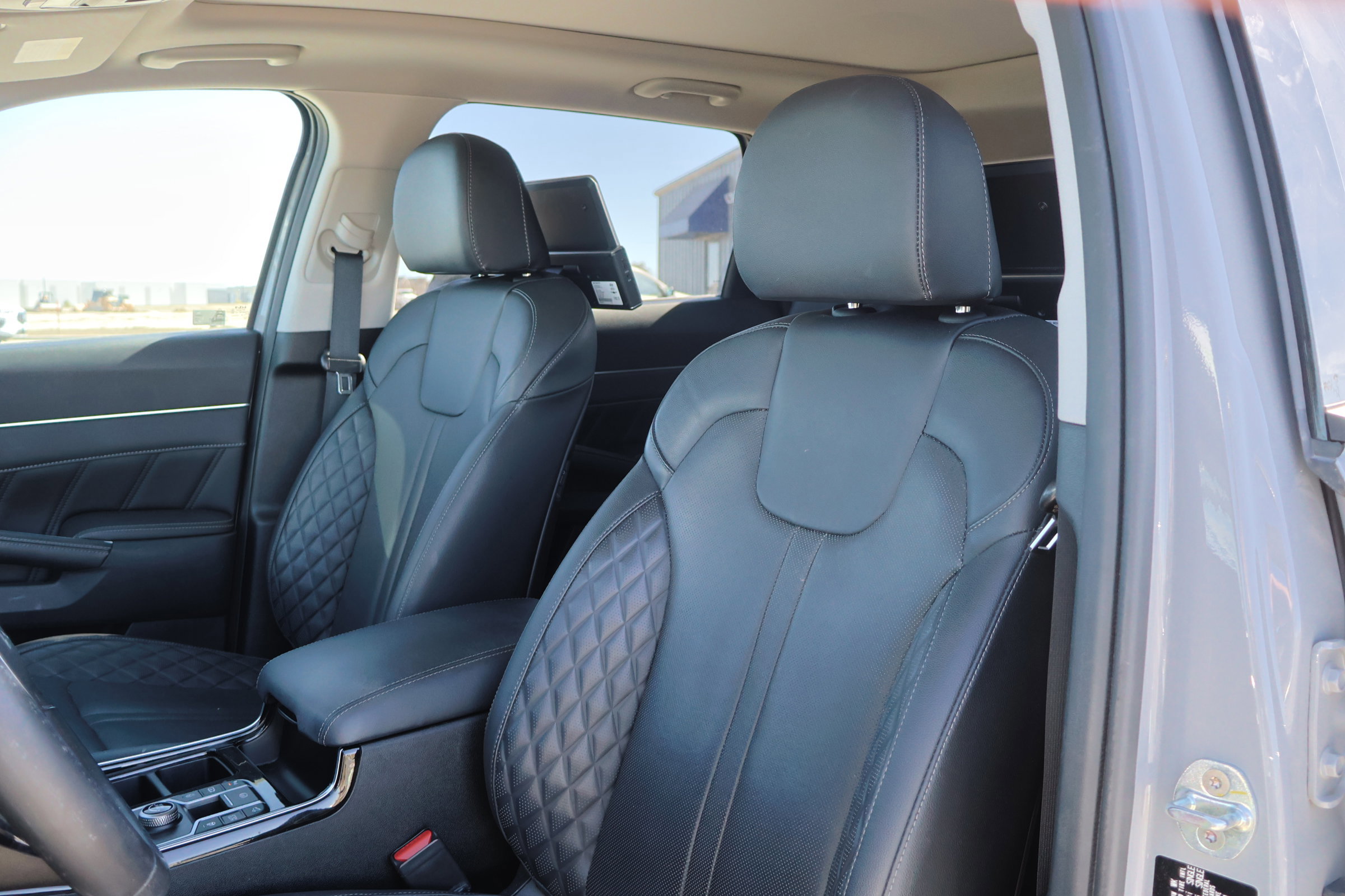 Used 2022 Kia Sorento SX image 14