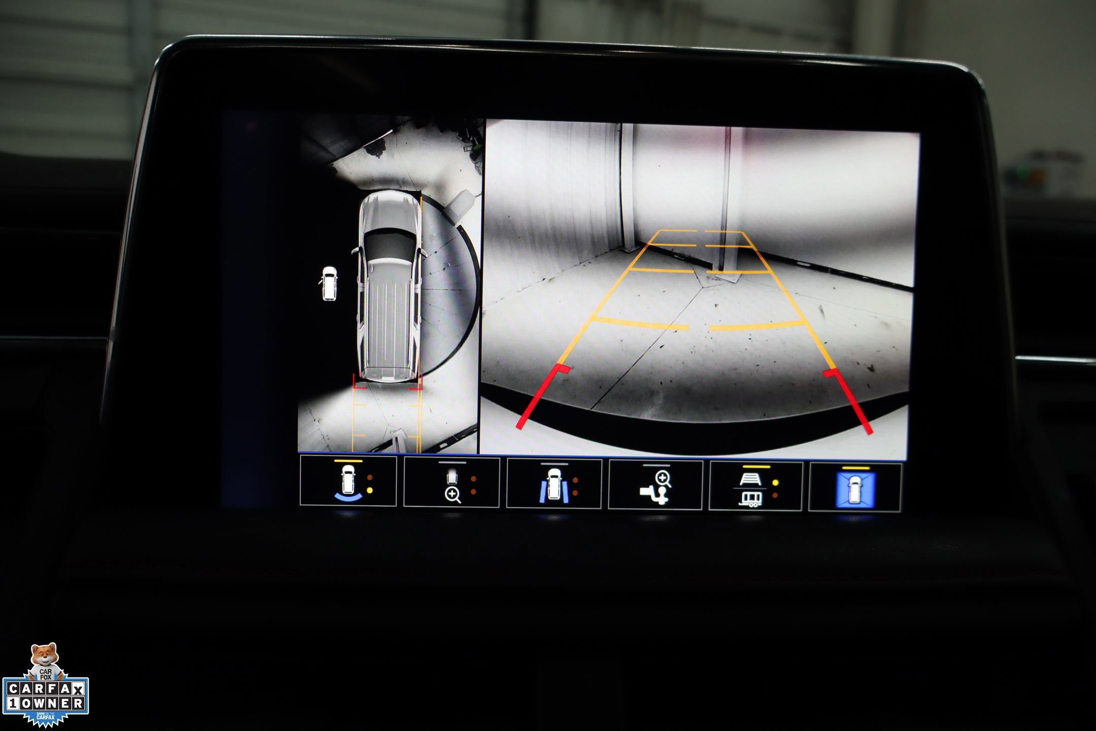 Used 2023 Chevrolet Suburban RST w/ Luxury Package image 21