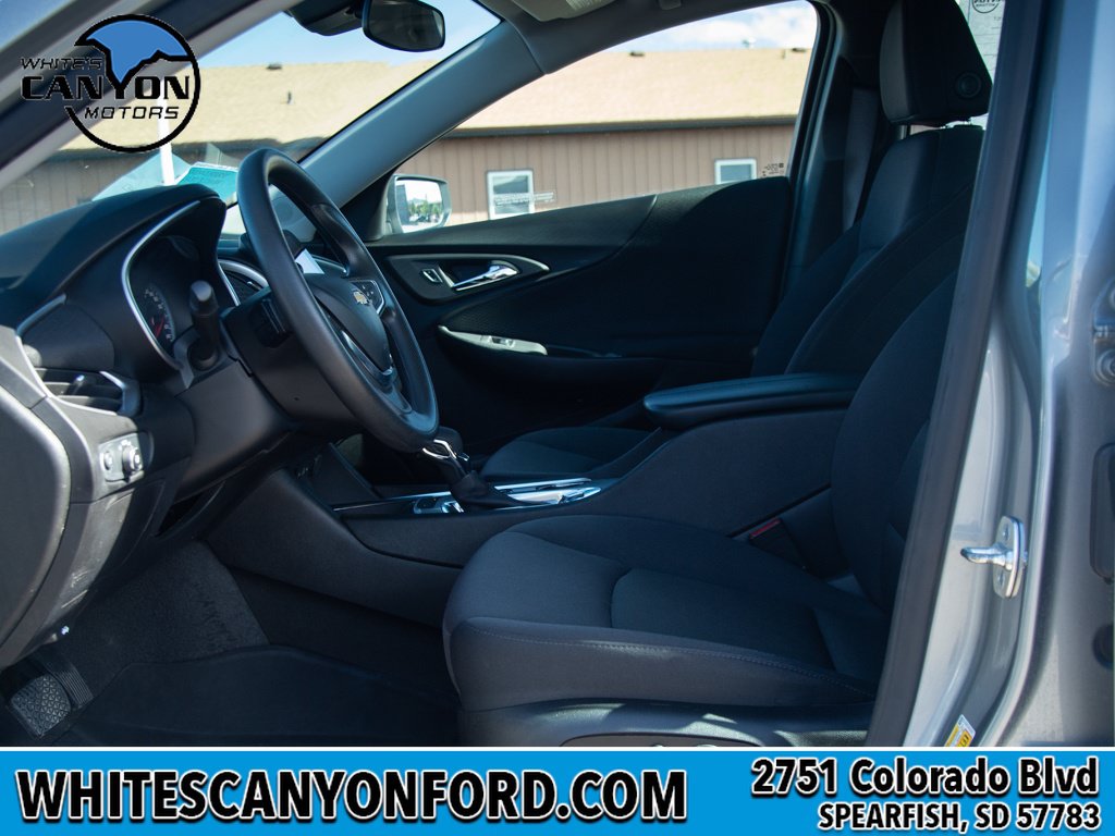 Used 2025 Chevrolet Malibu LT FWD image 6