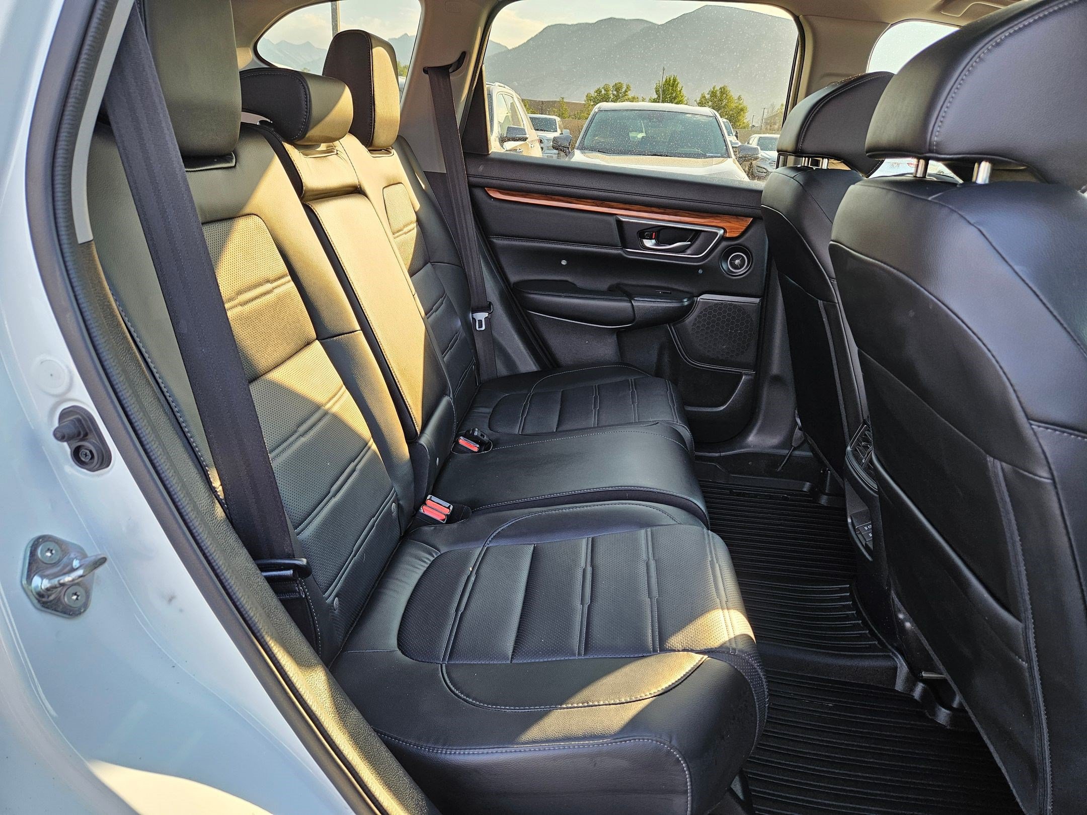 Used 2020 Honda CR-V EX-L image 32
