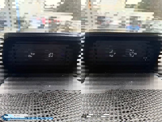 Used 2022 Subaru Ascent Onyx Edition image 16