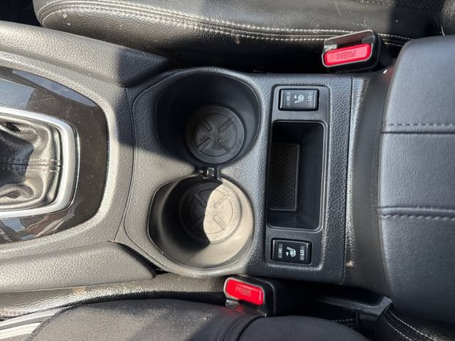 Used 2020 Nissan Rogue SV FWD image 13