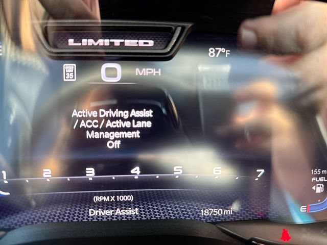 Used 2025 RAM 1500 Limited AWD/4WD image 15