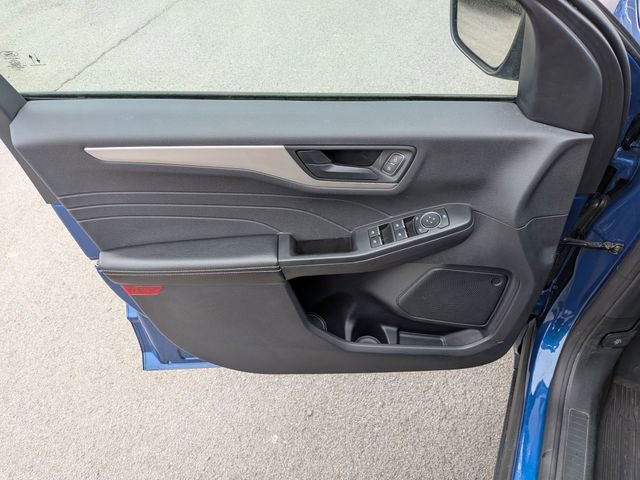 Certified 2022 Ford Escape SE w/ Convenience Package AWD/4WD image 6