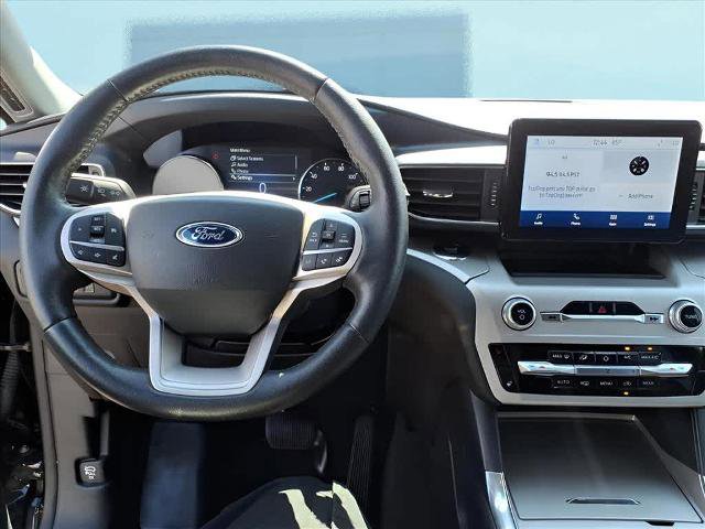 Certified 2022 Ford Explorer XLT w/ Equipment Group 202A image 21