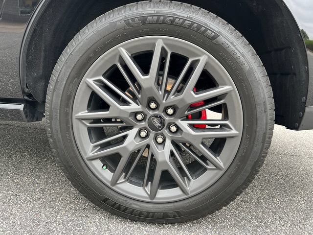 Certified 2025 Ford Expedition Platinum w/ Stealth Performance Package AWD/4WD image 28