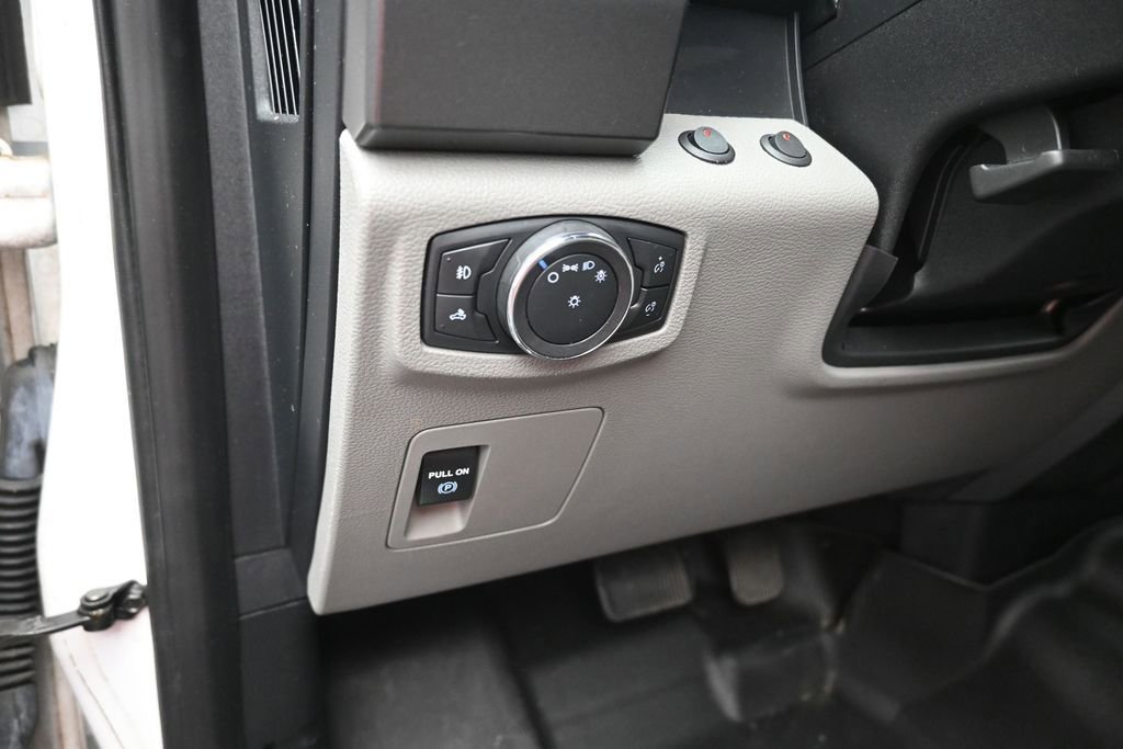 Certified 2019 Ford F150 XLT AWD/4WD image 13