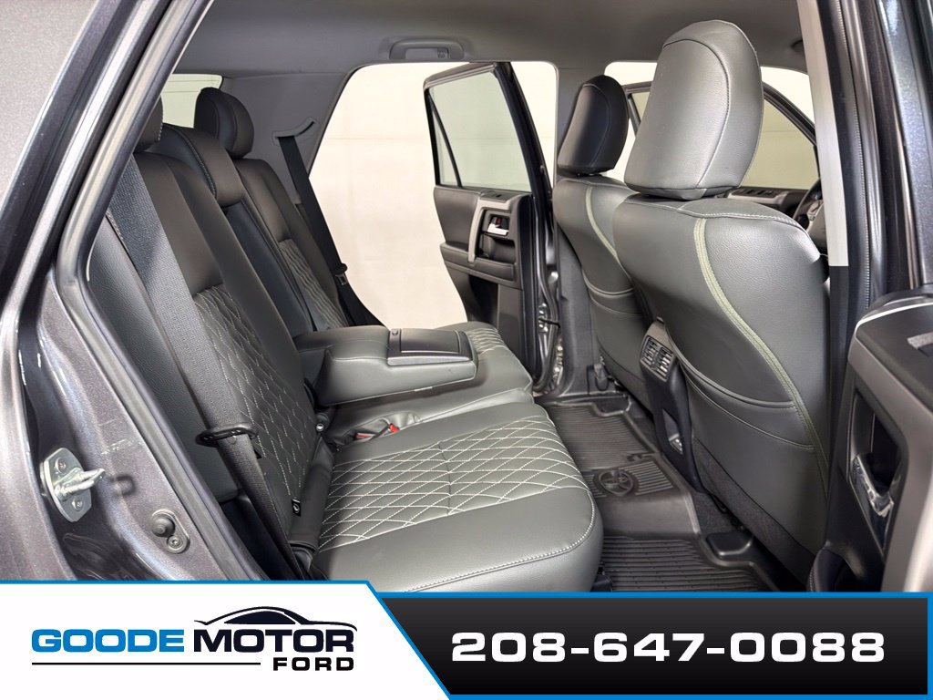 Used 2023 Toyota 4Runner SR5 AWD/4WD image 22