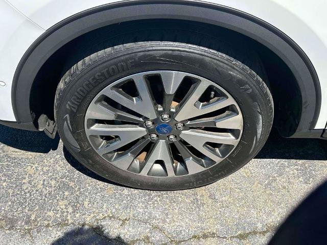 Certified 2021 Ford Escape Titanium AWD/4WD image 7