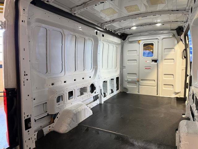 Certified 2024 Ford Transit 250 148 Medium Roof Extended AWD image 20