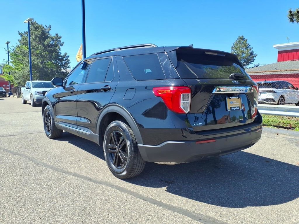 Certified 2024 Ford Explorer XLT AWD/4WD image 8