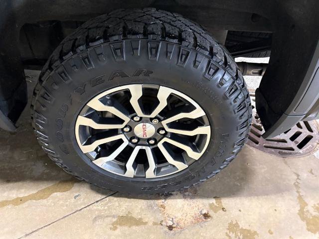 Used 2022 GMC Sierra 1500 AT4 AWD/4WD image 30