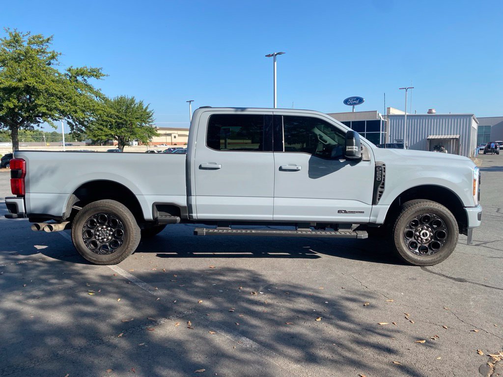 Certified 2025 Ford F250 Lariat w/ Black Appearance Package AWD/4WD image 8