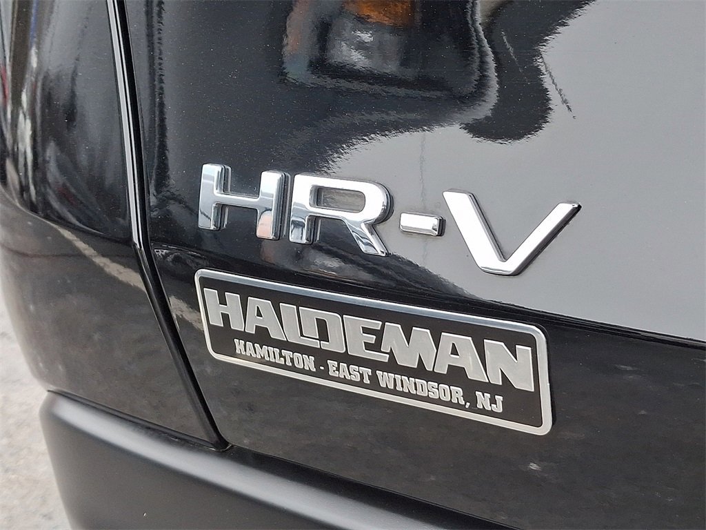 Used 2025 Honda HR-V Sport image 28