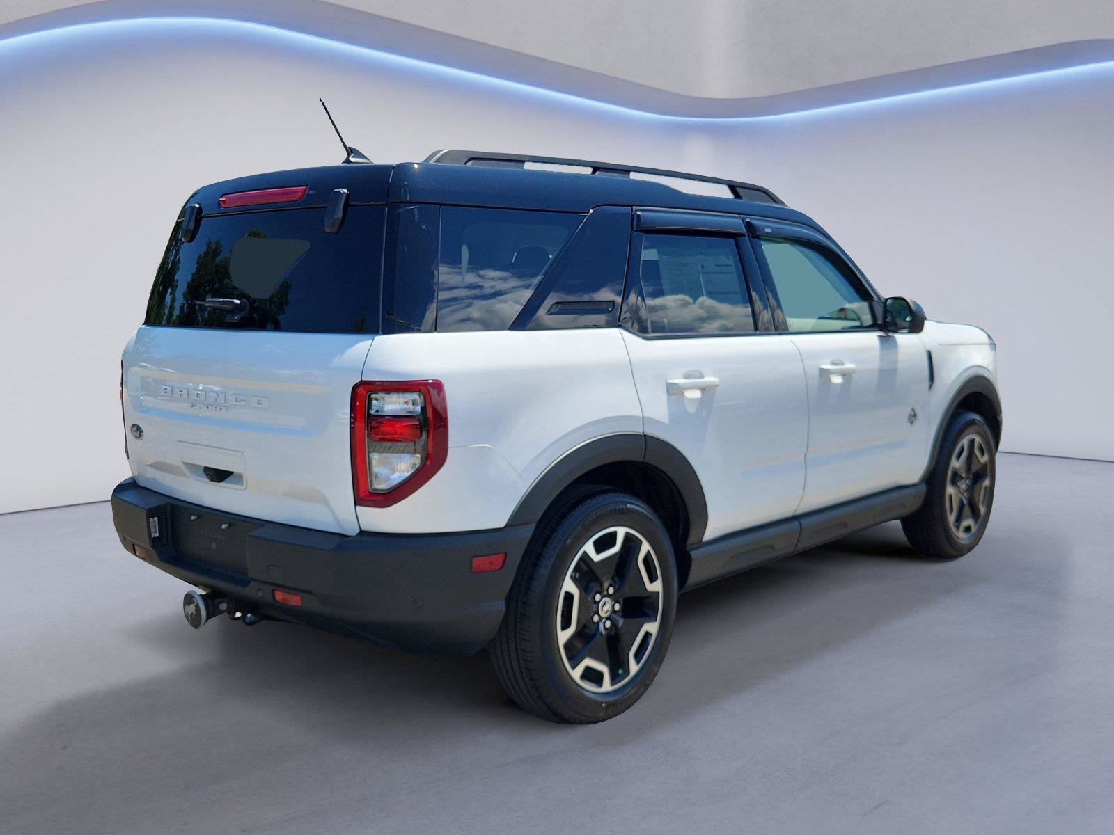 Certified 2021 Ford Bronco Sport Outer Banks AWD/4WD image 3