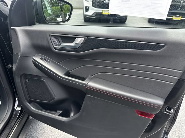 Certified 2023 Ford Escape ST-Line Elite w/ Premium Technology Package AWD/4WD image 37