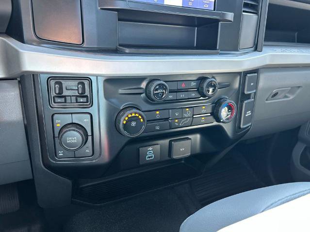 Certified 2025 Ford F250 XL AWD/4WD image 26