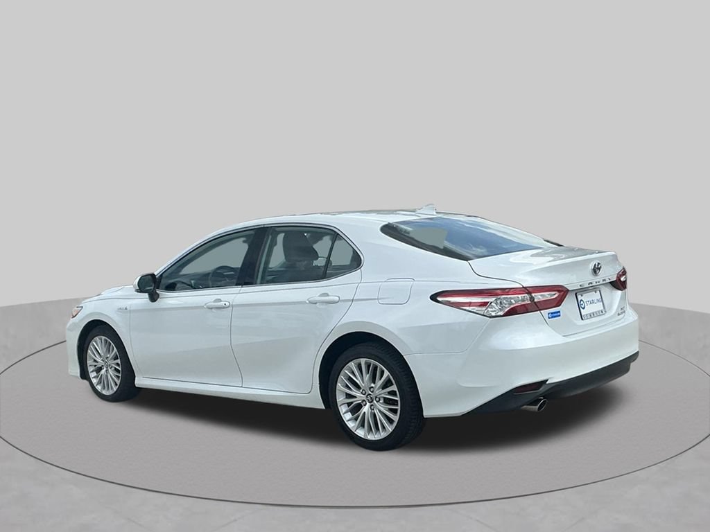 Used 2020 Toyota Camry XLE FWD image 5