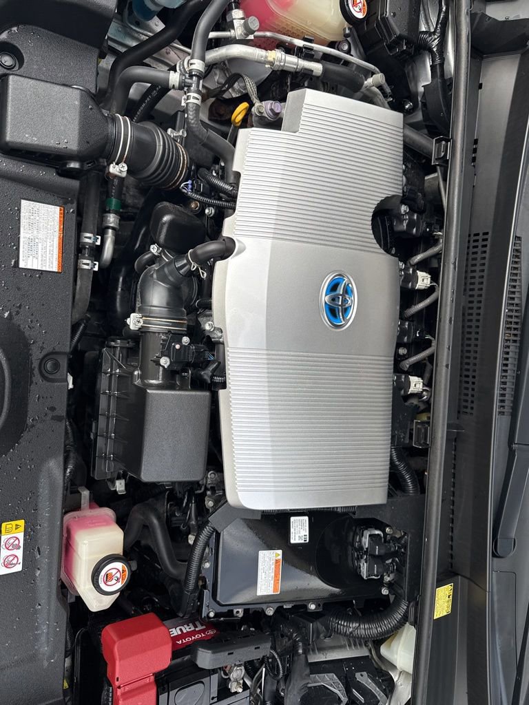 Used 2018 Toyota Prius Two w/ Prius Two Safety Plus Package image 31