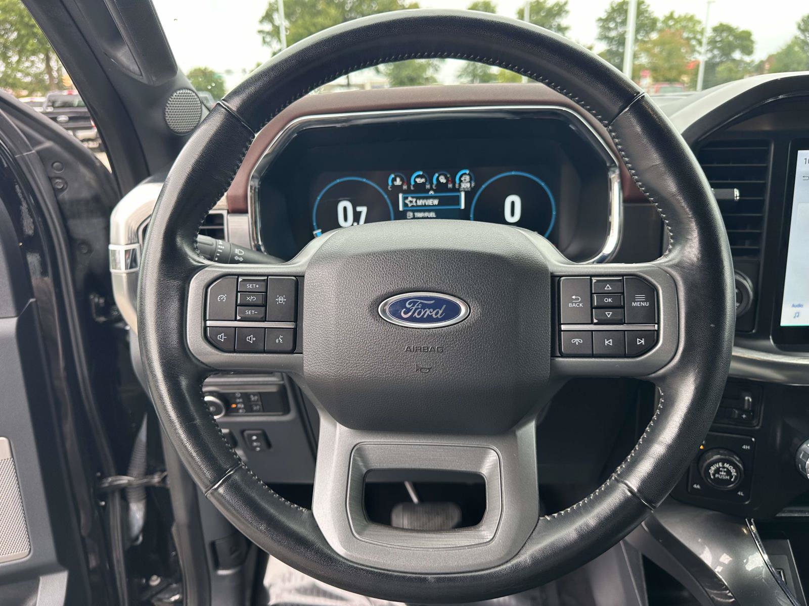 Certified 2022 Ford F150 Lariat AWD/4WD image 13