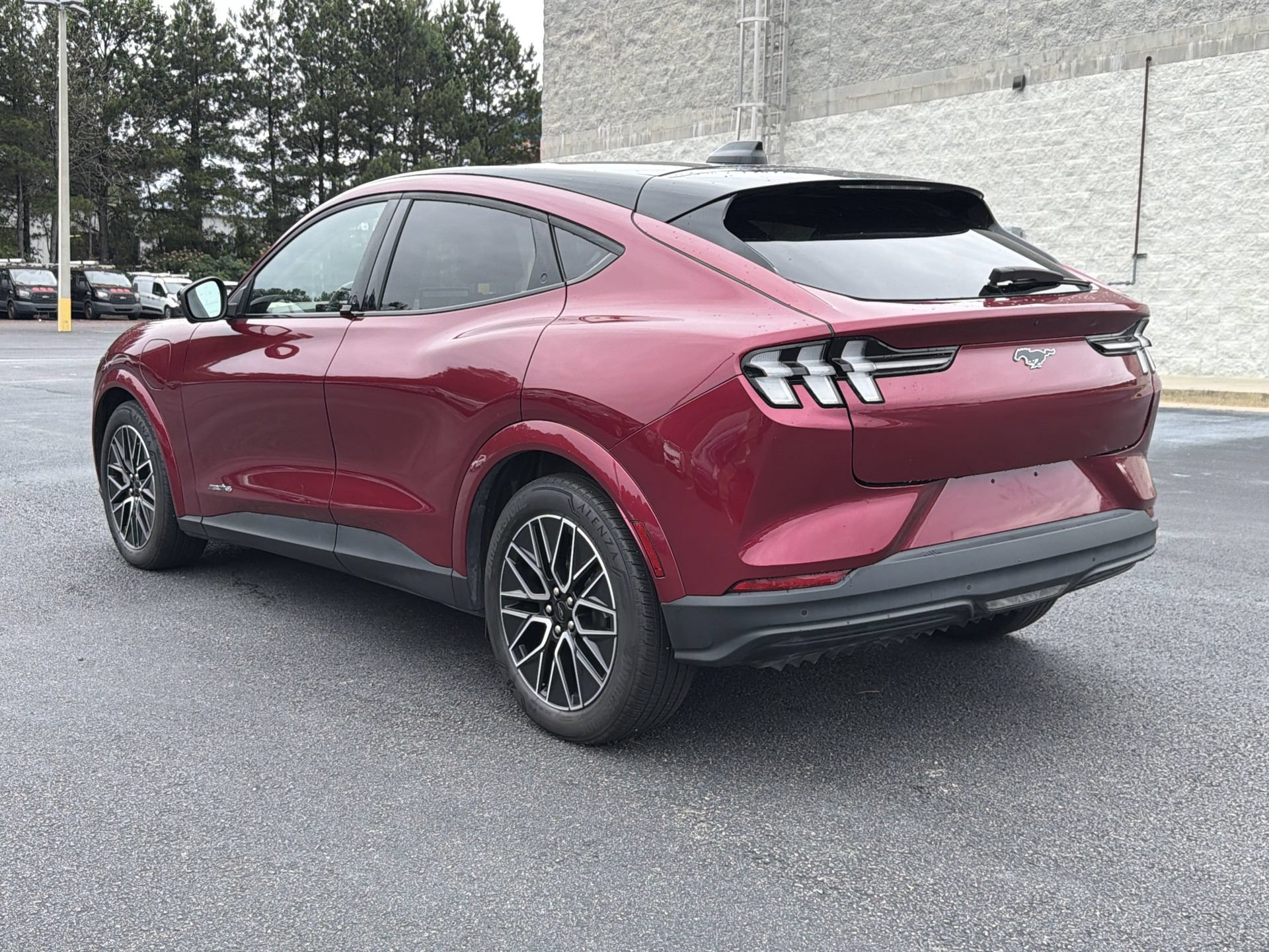 Certified 2025 Ford Mustang Mach-E Premium AWD/4WD image 8