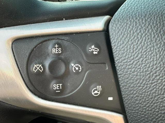 Used 2023 GMC Terrain SLT AWD/4WD image 19