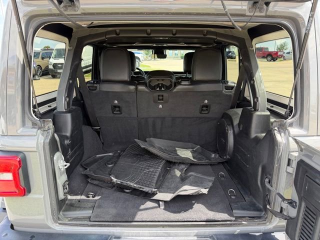 Used 2021 Jeep Wrangler Unlimited Rubicon w/ Trailer Tow Package AWD/4WD image 7