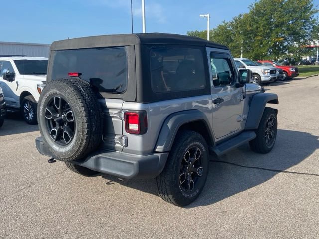 Used 2018 Jeep Wrangler Sport AWD/4WD image 3