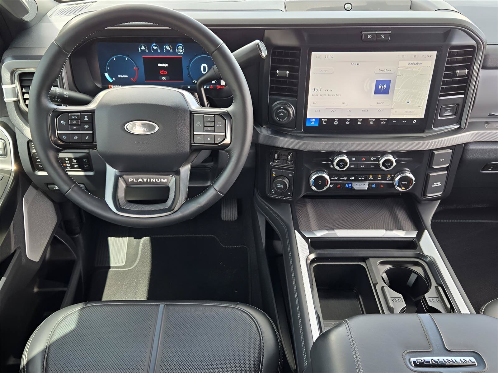 Certified 2025 Ford F250 Platinum w/ FX4 Off-Road Package AWD/4WD image 27
