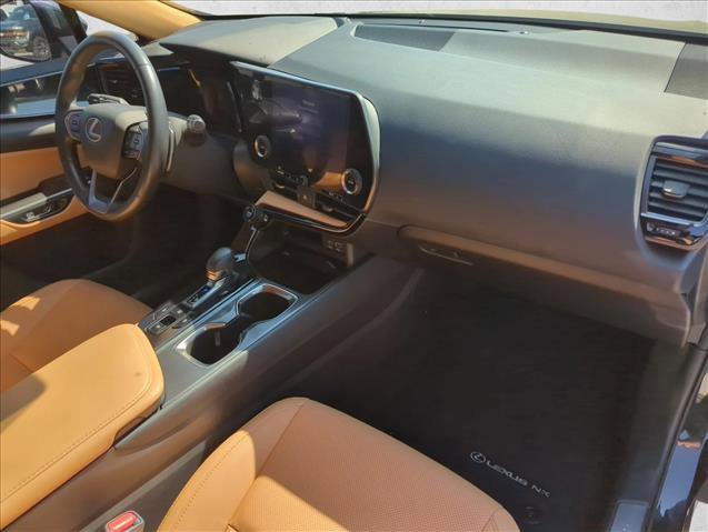 Used 2023 Lexus NX 250 FWD w/ Towing Package (2000 Lbs) image 24