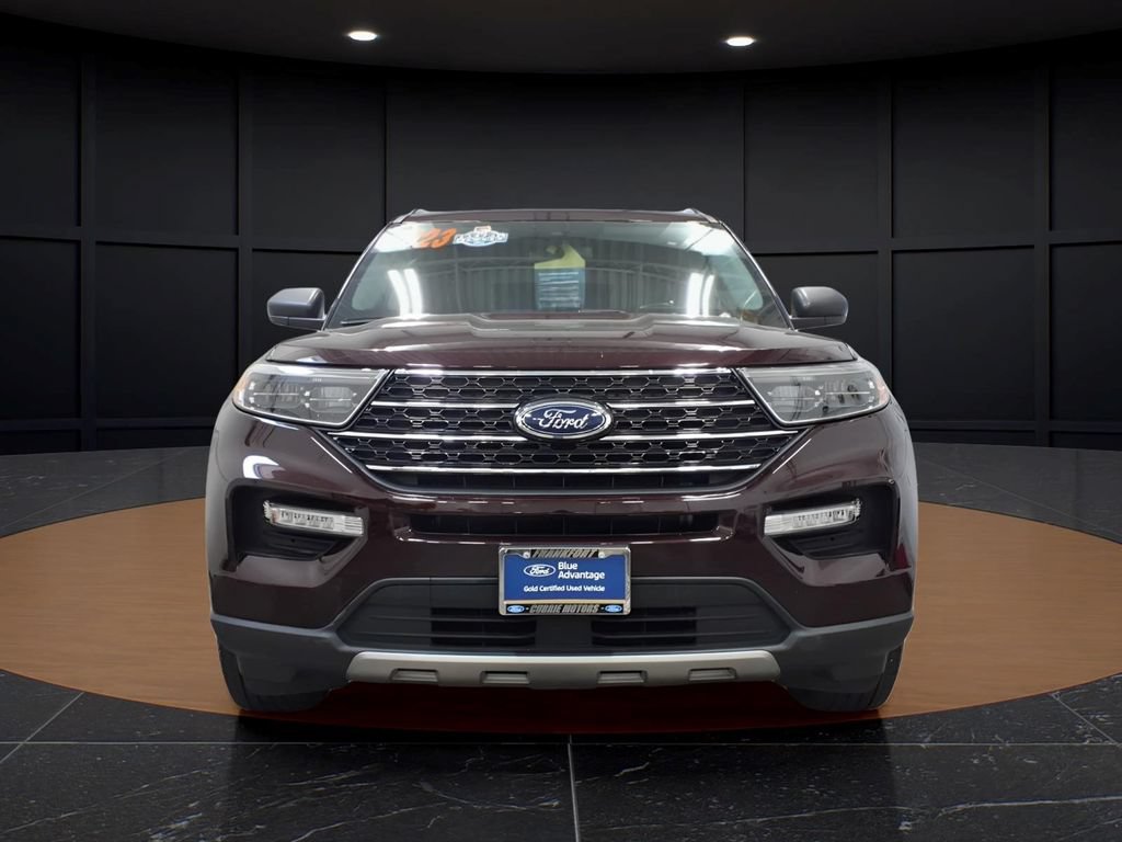 Certified 2023 Ford Explorer XLT w/ Equipment Group 202A AWD/4WD image 2