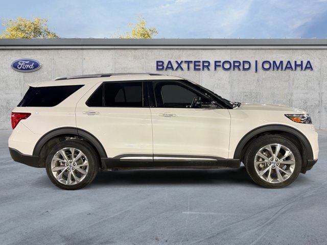 Certified 2023 Ford Explorer Platinum w/ Technology Package image 17