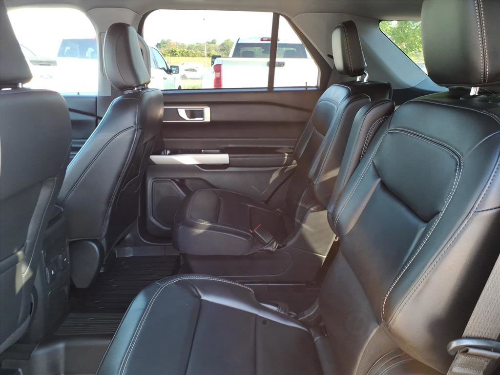 Certified 2023 Ford Explorer XLT w/ Equipment Group 202A image 13