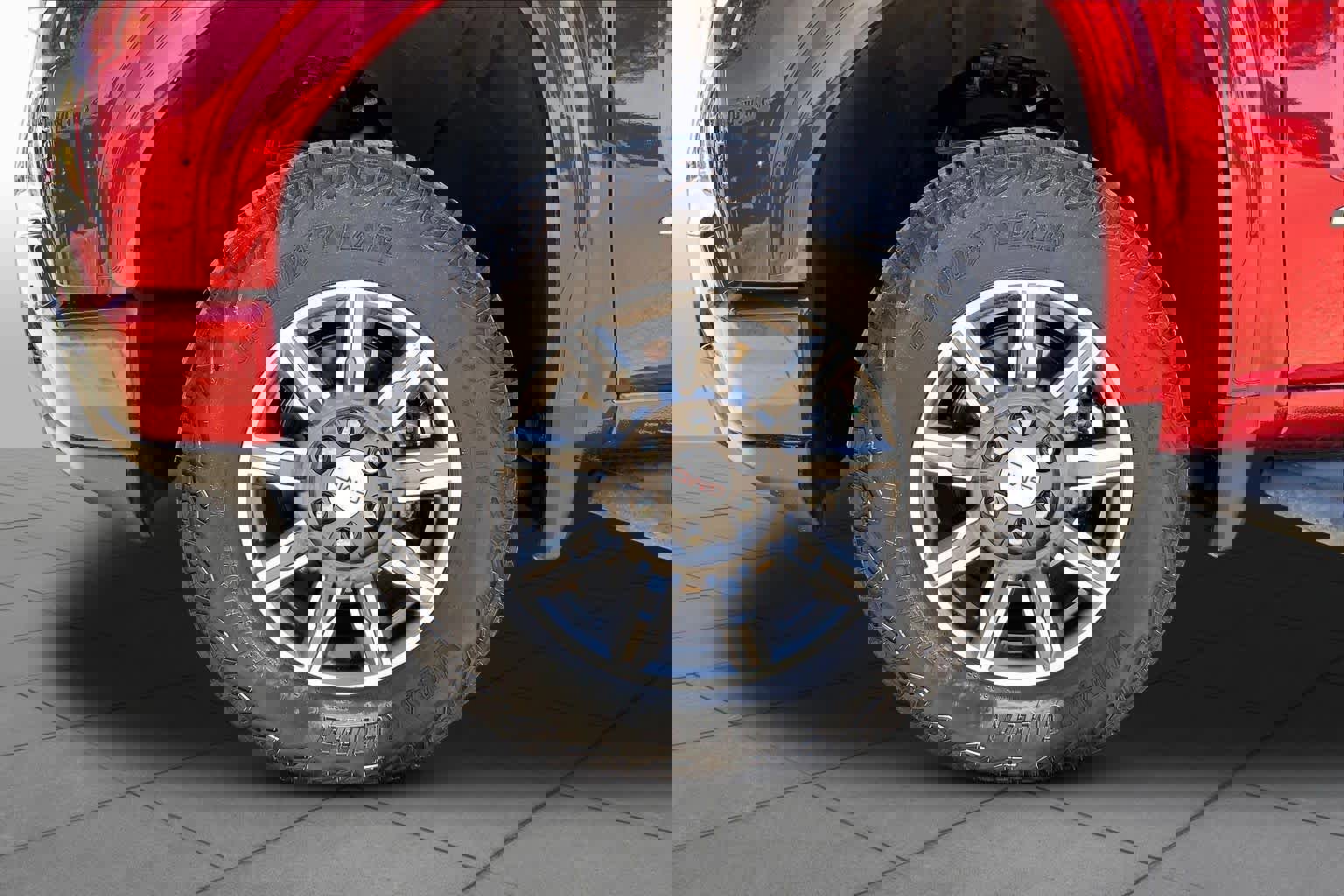 Used 2024 GMC Sierra 1500 AT4 w/ Technology Package image 13