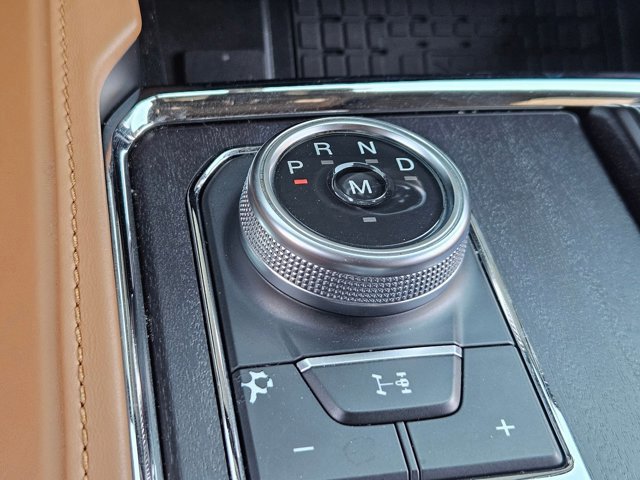 Certified 2023 Ford Expedition Platinum image 13