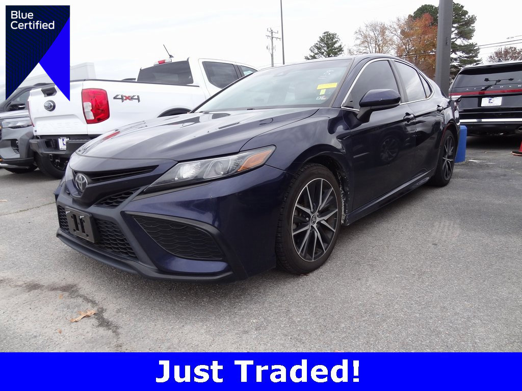 Used 2021 Toyota Camry SE